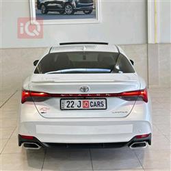 تويوتا أفالون